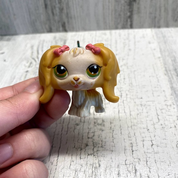 Littlest Pet Shop Spaniel with Bows #79 - Picture 2 of 4